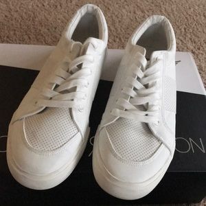 Express Perforated Low Top Sneakers
